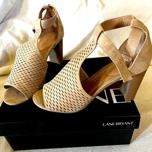 Lane Bryant Ankle Strap Wide Heels, Palomino Tan, Size 10